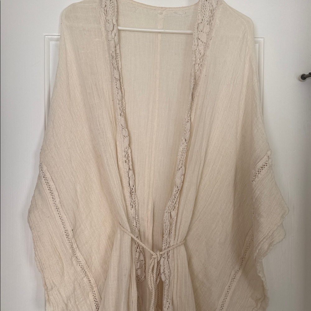 Jens pirate booty Cream Long Kimono - Picture 2 of 6